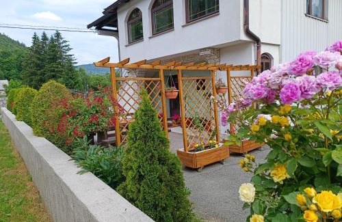 Lic Maison | Holiday Home TILEMIDA
