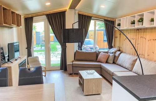 Riedenburg Maison | Holiday Home Tiny Haus Josef by Interhome