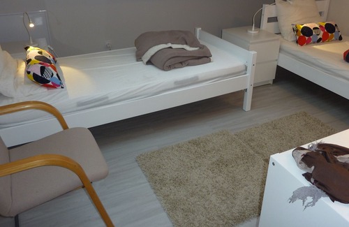 Lherm Maison | Holiday Home 'Toulouse Sud Beauséjour' with Mountain View, Wi-Fi and Air Conditioning