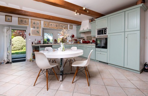 Brech Maison | Holiday Home 'Ty Al Louarn - Pool - Spa' with Private Terrace, Shared Garden and Wi-Fi