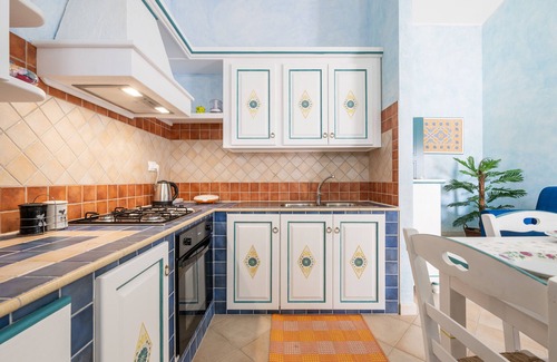 Sant'Anna Arresi Maison | Maison de vacances 'Villetta 110 e lode' avec piscine