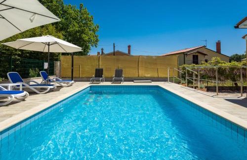 Marceljani Maison | Holiday Home Verbanac by Interhome