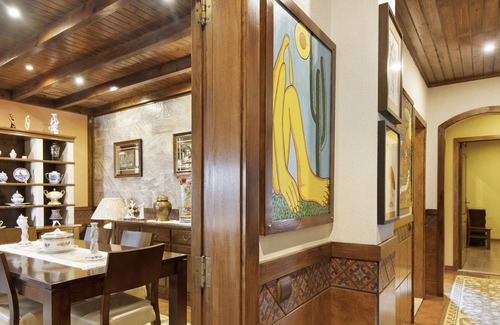 Oliveira De Azemeis Maison | Holiday Home 'Vila Soares' with Private Pool, Private Terrace and Wi-Fi