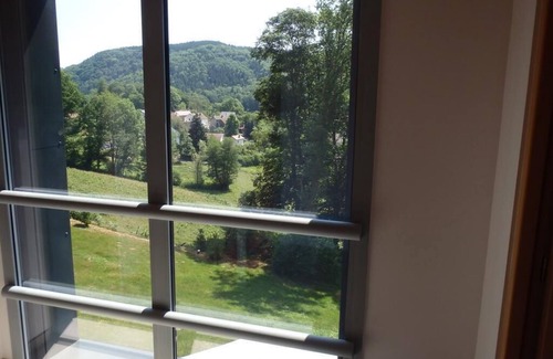 Saint-Bresson Maison | Holiday Home 'Villa Cora Venez Avec Spa' with Private Terrace, Wi-Fi and Air Conditioning