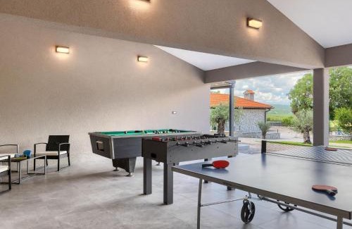 Krsan Maison | Holiday Home Villa Škavre by Interhome
