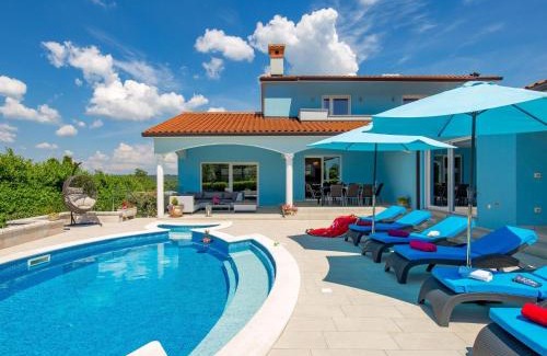 Rogocana Maison | Holiday Home Villa Gabriel by Interhome