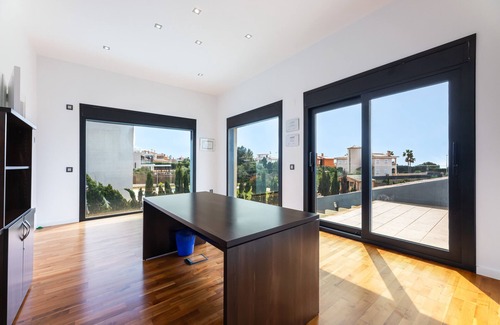 Sa Torre Maison | Maison de vacances 'Villa La Primera' avec piscine partagée & Wi-Fi