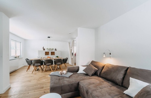 Braunlage Maison | Holiday home Villa Luna with fireplace, sauna, terrace, and garden