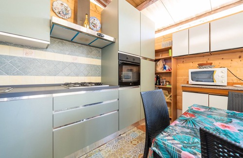 Porto Pino Maison | Maison de vacances 'Villa Mimosa' avec terrasse privée, jardin privé et climatisation