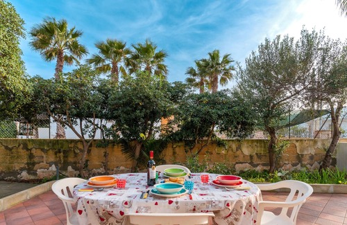 Capilungo Autre | Holiday Home "Villetta Mare Verde" with Garden & A/C