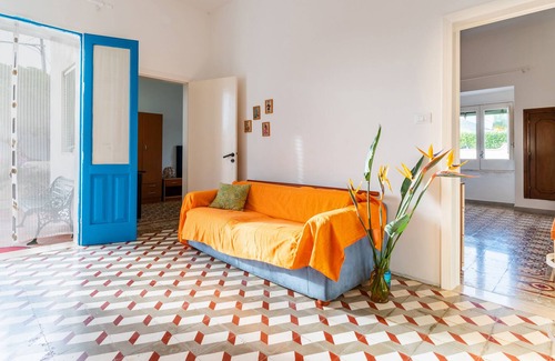 Capilungo Autre | Holiday Home "Villetta Mare Verde" with Garden & A/C