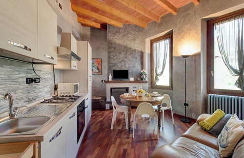 Sulzano Maison | Maison de vacances 'Wakesurfhouse 2' avec vue sur lac, terrasse privée et Wi-Fi