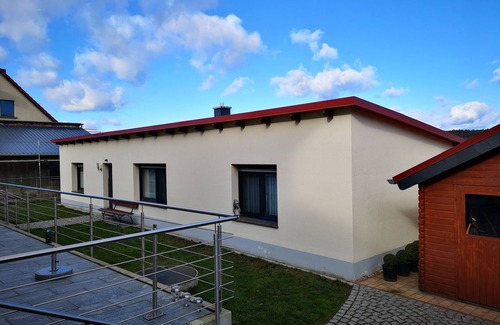 Reinharz Maison | Holiday Home 'Waldblick' with Private Terrace, Private Garden and Wi-Fi