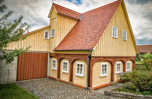 Grossschoenau Appartement | Holiday home Wiesenhäusel