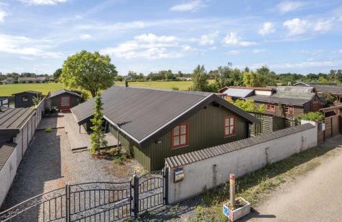 Hasmark Strand Maison | Holiday Home Wildemor - 35m from the sea by Interhome