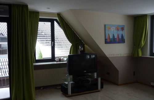 Neuharlingersiel Appartement | Holiday home with view to the dike (100m)