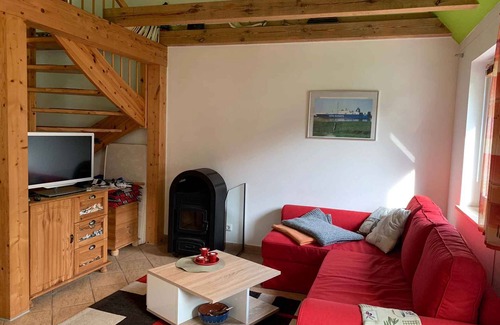 Gustow Maison | Holiday home with garden and terrace, 800 m to beach