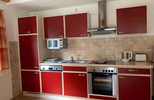 Gustow Maison | Holiday home with garden and terrace, 800 m to beach