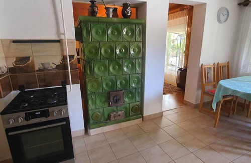 Balatonbereny Maison | Maison de vacances avec terrasse confortable et climatisation