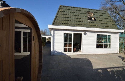 Kaatsheuvel Maison | Maison luxueusement meublée avec sauna et jacuzzi à 2 km d'Efteling