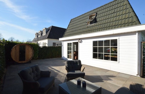 Kaatsheuvel Maison | Maison luxueusement meublée avec sauna et jacuzzi à 2 km d'Efteling
