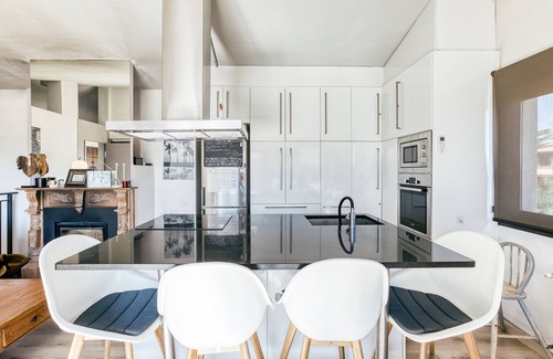 Perelada Maison | Maison de vacances 'Casa Con Piscina Zona Golf' avec vue sur les montagnes, Wi-Fi et climatisation