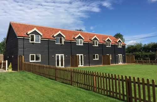 East Dereham Maison | NOUVEAU chalet avec piscine, sauna, salle de sport et courts de tennis, parfait pour explorer le Norfolk!