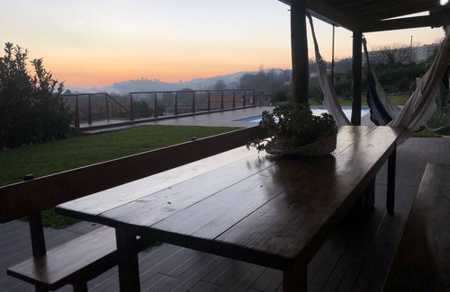 Guimaraes Maison | Holiday home with swimming pool and soccer field