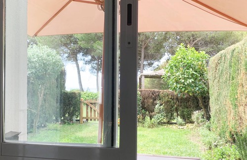 Sant Pol De Mar Maison | Maison de vacances 'Your Pet-friendly Home In Sant Pol' avec vue sur la mer, Wi-Fi et climatisation