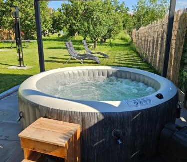 Znojmo Maison | Holiday Home Znojmo w/Wellness & Wine