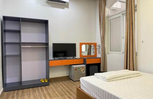 Ngo Quyen Hôtel | Holiday Hotel 2