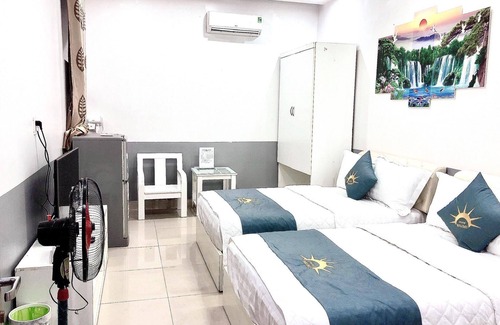 Ngo Quyen Hôtel | Holiday Hotel 2