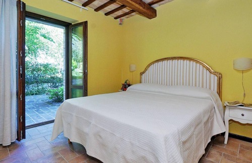 San Severino Marche Maison | Holiday house San Severino Marche for 1 - 11 persons with 5 bedrooms - Holiday home