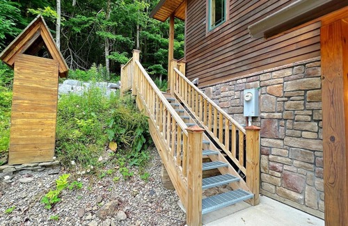 Ellicottville Chalet De Ski | Holiday House 4 Bedroom Chalet by Redawning