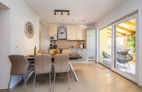 Milohnici Maison | Holiday house AMARILLA with private pool