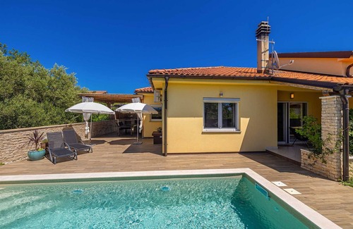 Milohnici Maison | Holiday house AMARILLA with private pool