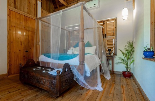 Bacolet Maison | Holiday house Black Rock for 1 - 12 persons with 6 bedrooms - Holiday house