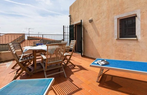 Borgio Verezzi Maison | Holiday house Borgio Verezzi for 1 - 6 persons with 2 bedrooms - Holiday home