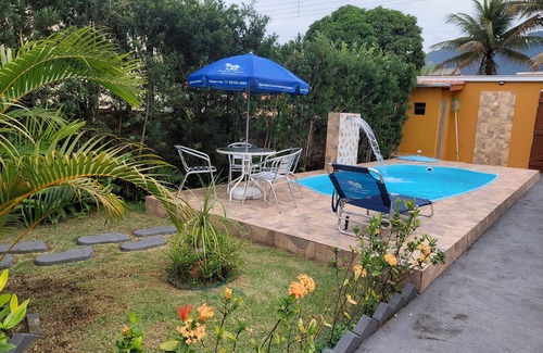 Caraguatatuba Maison | Holiday House Caraguatatuba Swimming Pool in Private Condominium Massaguaçu Beach