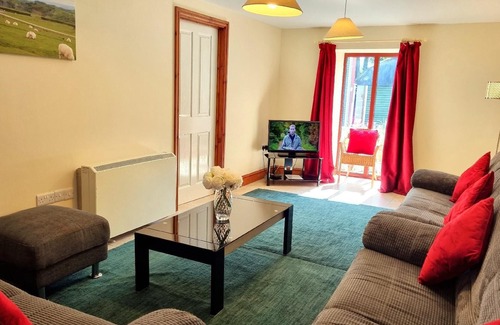 Llandovery Maison | Holiday house Cynghordy for 1 - 8 persons with 4 bedrooms - Holiday house