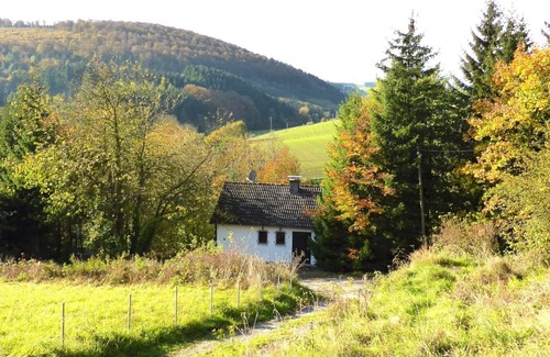 Diemelsee Maison | Maison de vacances avec sauna en bordure de forêt - magnifique vue dégagée sur les montagnes