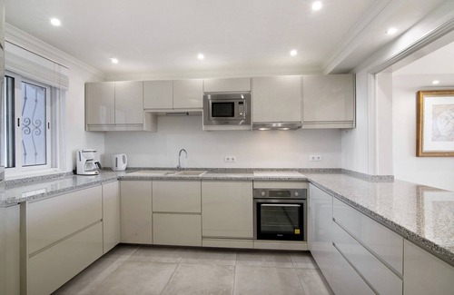 Almancil Appartement | Casa vacacional 'Encosta do Lago - Great Views' con piscina, terraza y Wi-Fi