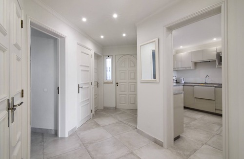 Almancil Appartement | Casa vacacional 'Encosta do Lago - Great Views' con piscina, terraza y Wi-Fi