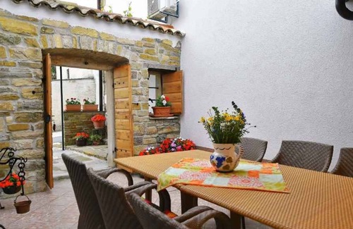 Cerovlje Maison | Holiday house for 6 people in a quiet Paz, in central Istria