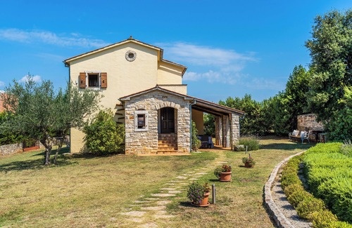 Muntic Villa | Maison de vacances Istrie Moderna * 3000 m2 de jardin, piscine privée, barbecue, WiFi