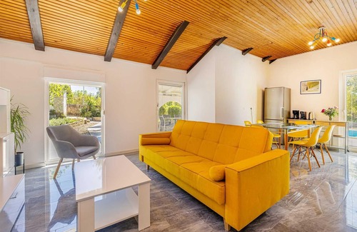 Pinezici Maison | Maison de vacances KAI avec piscine privée