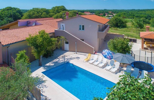 Bibici Maison | Maison de vacances Leone avec piscine privée