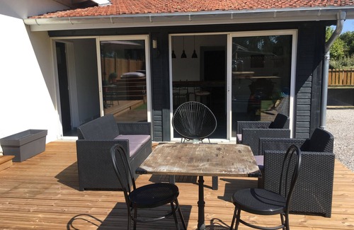 Pontenx-les-Forges Maison | Maison de vacances MIMIZAN, Terrasse bois très chalereuse, piscine privée.