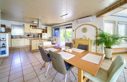 Linardici Maison | Maison de vacances NIKA avec piscine et jacuzzi