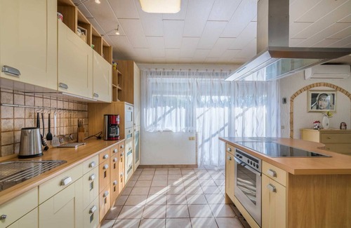 Milohnici Villa | Maison Nika (62125-A1)